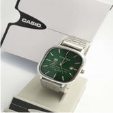 ساعة شعار المملكة 940013