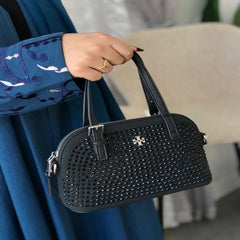 شنطة نسائية من ماركة توري بورش