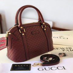 شنطة نسائية من ماركة قوتشي GUCCI
