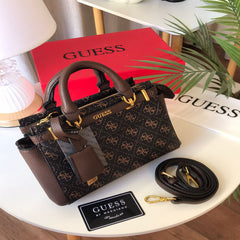 شنطة نسائية فاخره من ماركه جيس GUESS