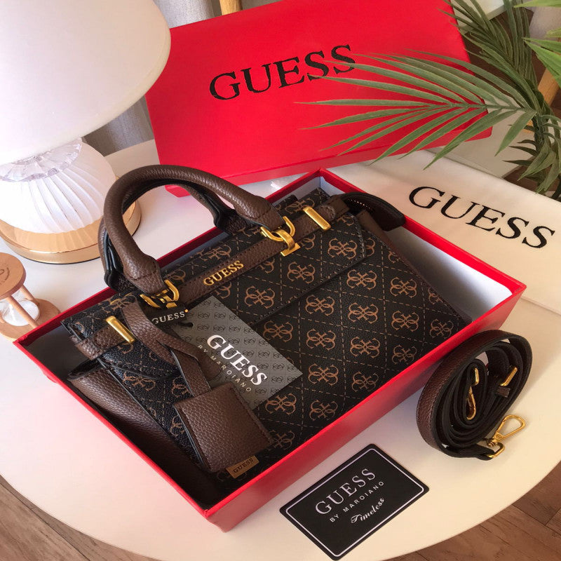 شنطة نسائية فاخره من ماركه جيس GUESS